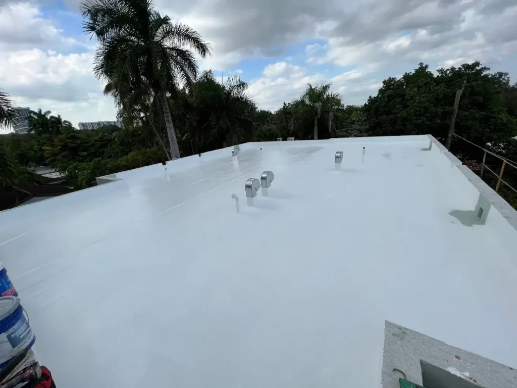 flat commercial roof replacement in South Florida